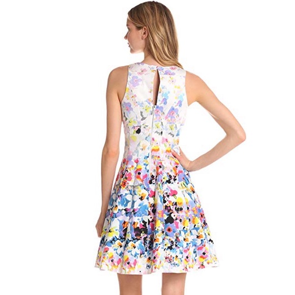 Maggy London Fit and Flare Floral Dress Size 4 - Picture 2 of 4